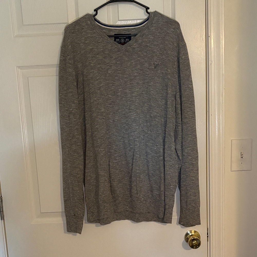 American Eagle Outfitters Gray Athletic Fit Sweater